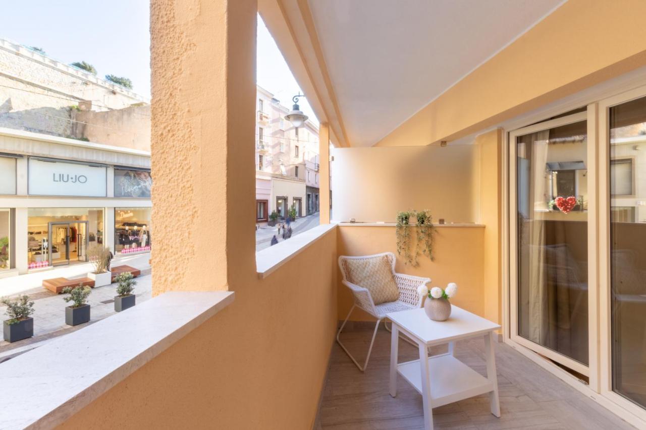 Studio Apartments Boutique Al Bastione Di Кальяри Экстерьер фото