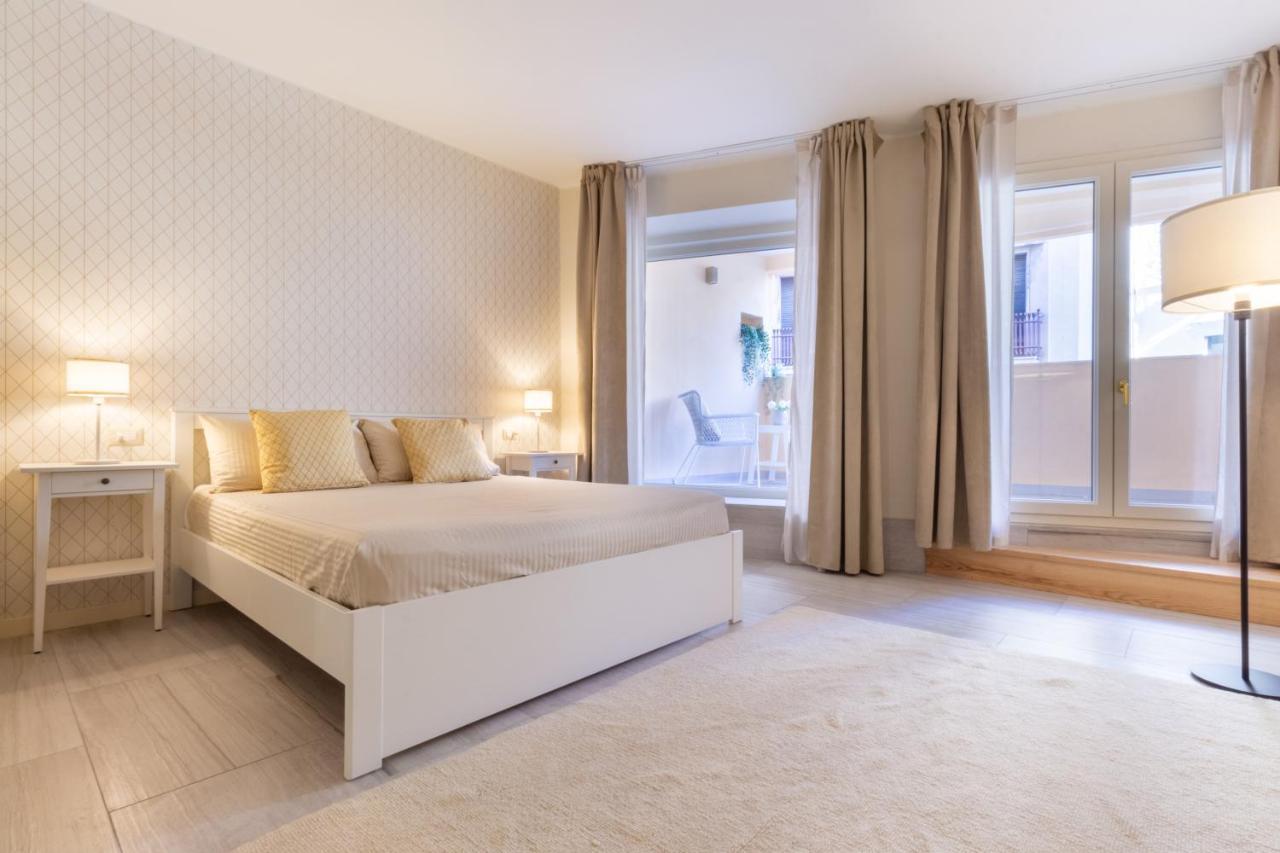 Studio Apartments Boutique Al Bastione Di Кальяри Экстерьер фото