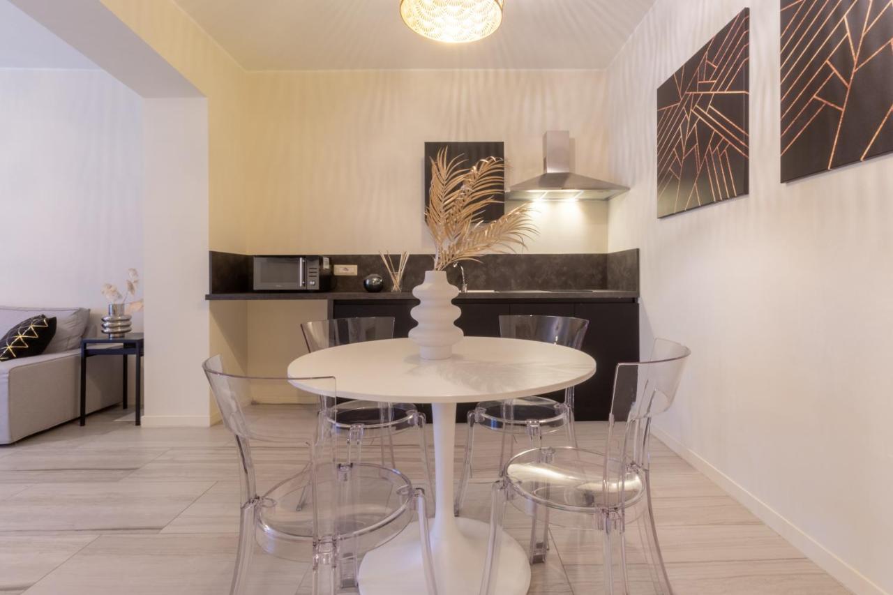 Studio Apartments Boutique Al Bastione Di Кальяри Экстерьер фото