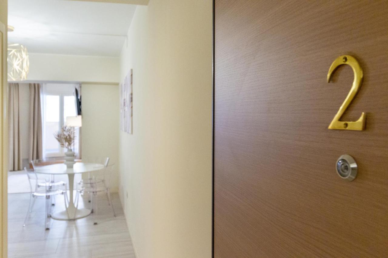 Studio Apartments Boutique Al Bastione Di Кальяри Экстерьер фото