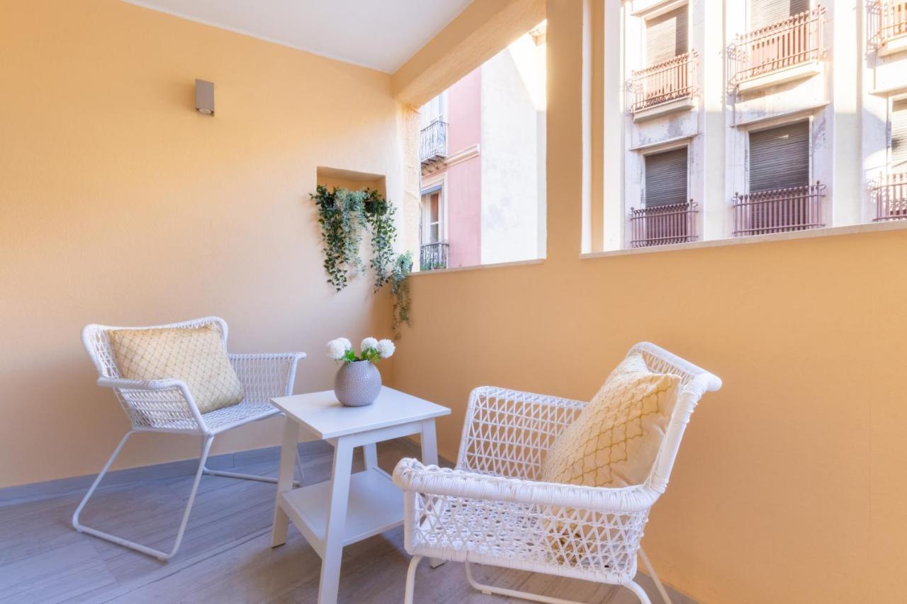 Studio Apartments Boutique Al Bastione Di Кальяри Экстерьер фото