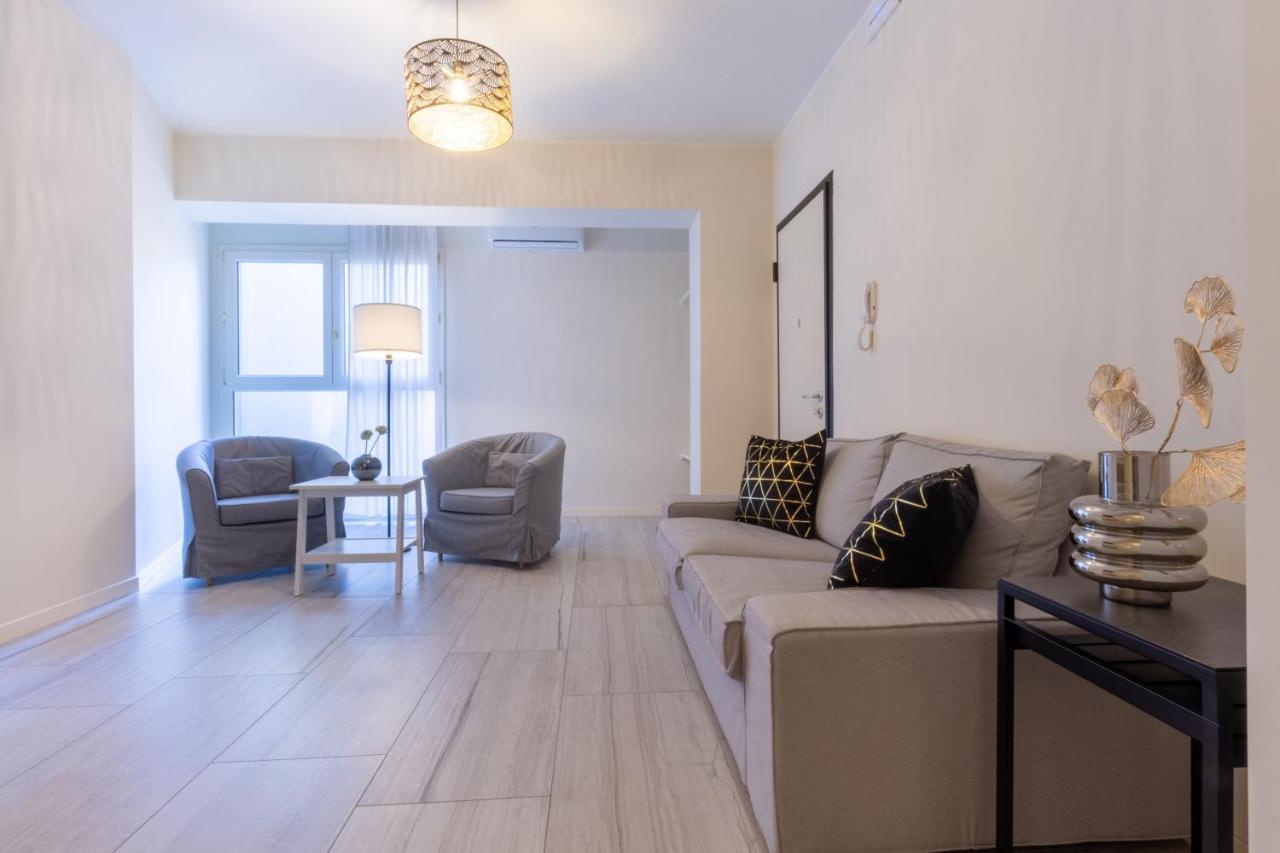 Studio Apartments Boutique Al Bastione Di Кальяри Экстерьер фото
